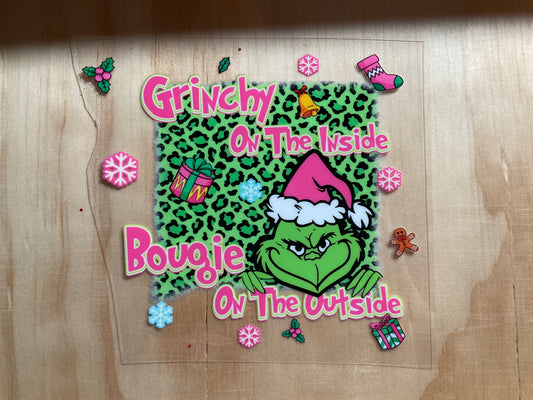 0067-Grinch on the inside Bougie on the outside